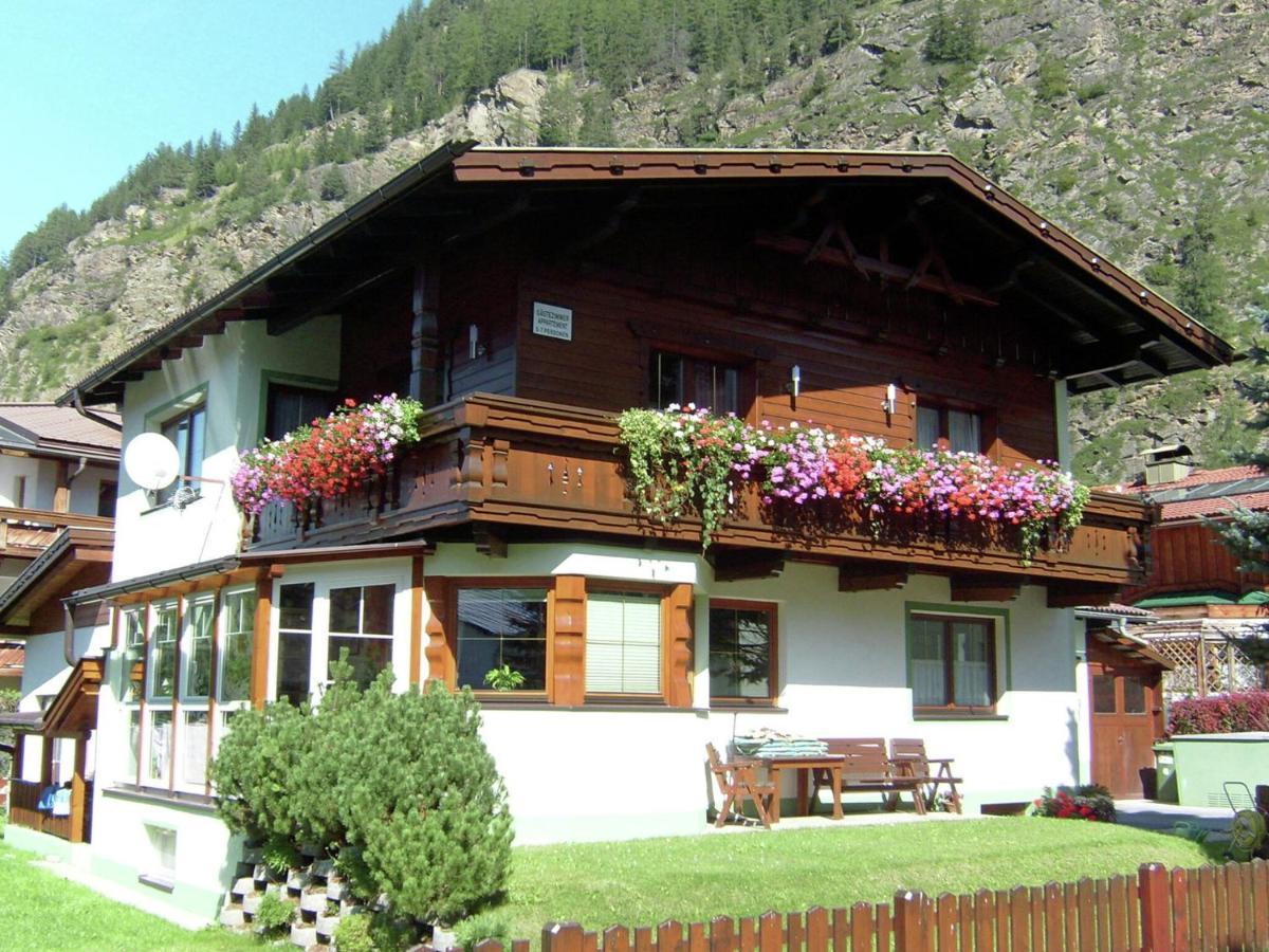 Modern Apartment In Langenfeld Near Ski Area Längenfeld Exterior foto